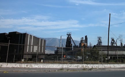 Arrestan a tres exfuncionarios de AHMSA por fraude