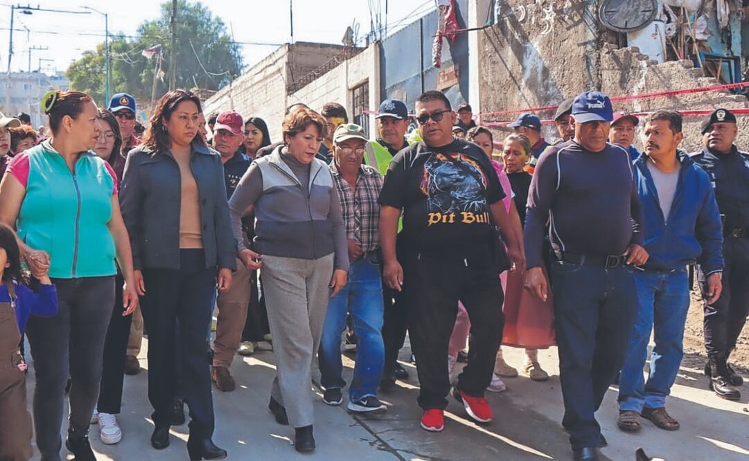 Delfina Gómez dio el pésame a la familia Hidalgo Marrón. Foto Especial