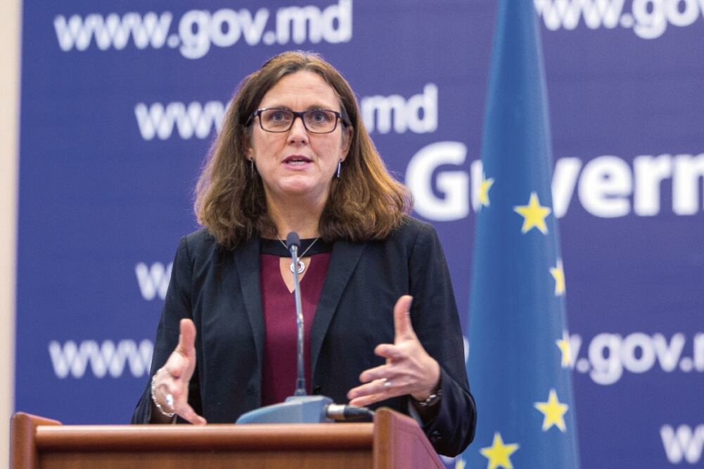 Cecilia Malmström, comisaria europea de Comercio, dijo que el tratado con México es una adaptación de un antiguo acuerdo. Mientras que en el caso del Mercosur, persisten sensibilidades en la negociación debido a temas agrícolas.