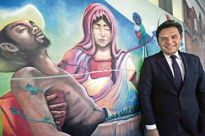 Voy por la gubernatura, incluso por Morena: Zoé Robledo