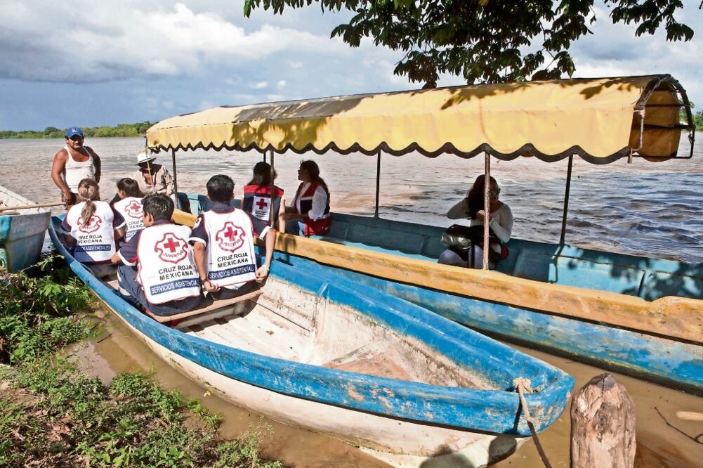 En comunidades rurales de El Corrazal, Tomas Garrido, El Bejucal y Güiro Arrancado, más de mil 180 pobladores han sido capacitados para prevenir los riesgos de inundaciones del desbordamiento de los ríos Usumacinta y Grijalba (CRISTOPHER R. BLANQUET)