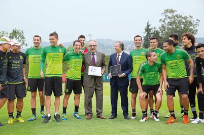 Futbol impulsa la educación infantil 