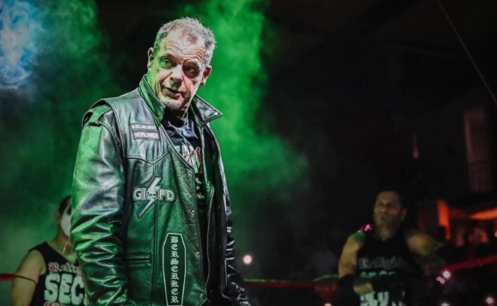 Vampiro Canadiense - Foto: @iwrgluchalibre y @vampirovudu en Instagram
