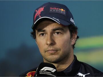 Helmut Marko arremete contra Checo Pérez por su resultado en la clasificación del GP de Brasil
