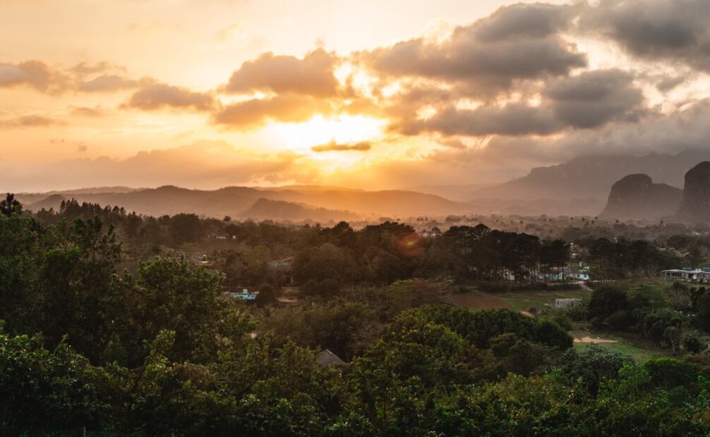Pasar tiempo en la naturaleza mejora la salud mental y el estado de ánimo de las personas.