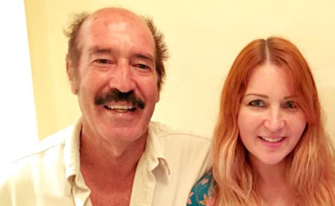 Alicia Villarreal y su padre Víctor Villarreal.