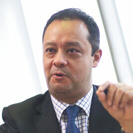 Estira y afloja en San Lázaro