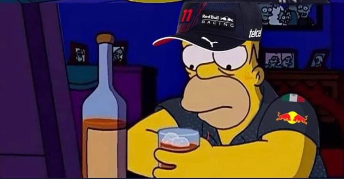 Los memes tunden a Checo Pérez