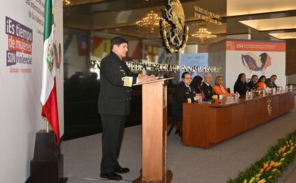 Semar conmemora el 25N con exposición sobre derechos de las mujeres; destacan medidas para prevenir la violencia de género