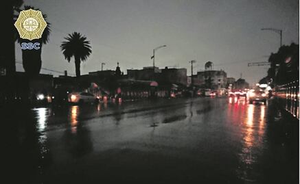 Las lluvias dejan a oscuras colonias de tres alcaldías