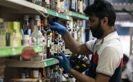 Consumir alcohol no previene el coronavirus: OMS