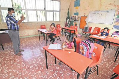 Sheinbaum ofrece pruebas aleatorias en algunas escuelas por regreso a clases presenciales