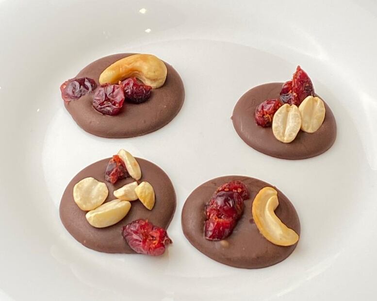 Lo picante de los arándanos, las nueces y el chocolate hacen una gran combinación. Foto: Edgar Silva Fuentes. El Universal