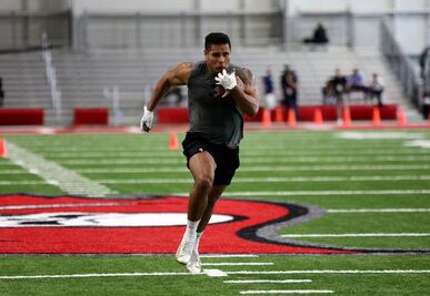 El mexicano Máximo González, ‘despreciado’ por la NFL