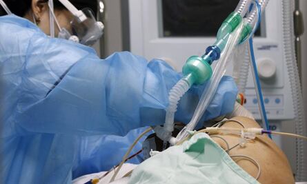 "Fue por compasión": la confesión del enfermero que mató a 20 pacientes de Covid-19