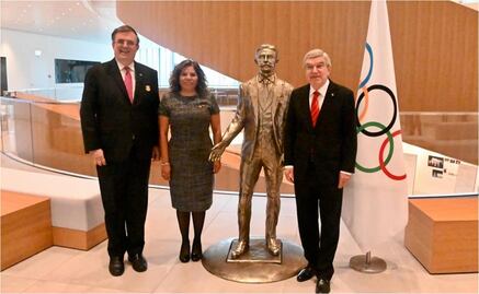 Marcelo Ebrard entrega carta a Thomas Bach para postular a México como sede de los Juegos Olímpicos