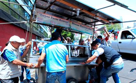 Retiran 15 puestos ambulantes de Avenida Universidad