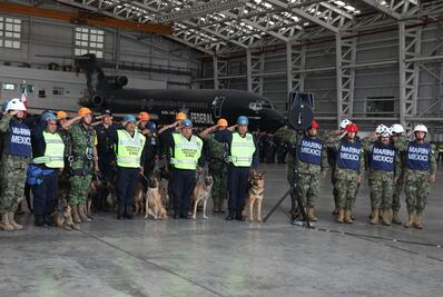 Rescatistas vuelven a México tras auxiliar a Guatemala