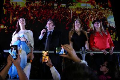 ¿Quién será la primera dama de Argentina? El duelo entre la hermana y la novia de Javier Milei