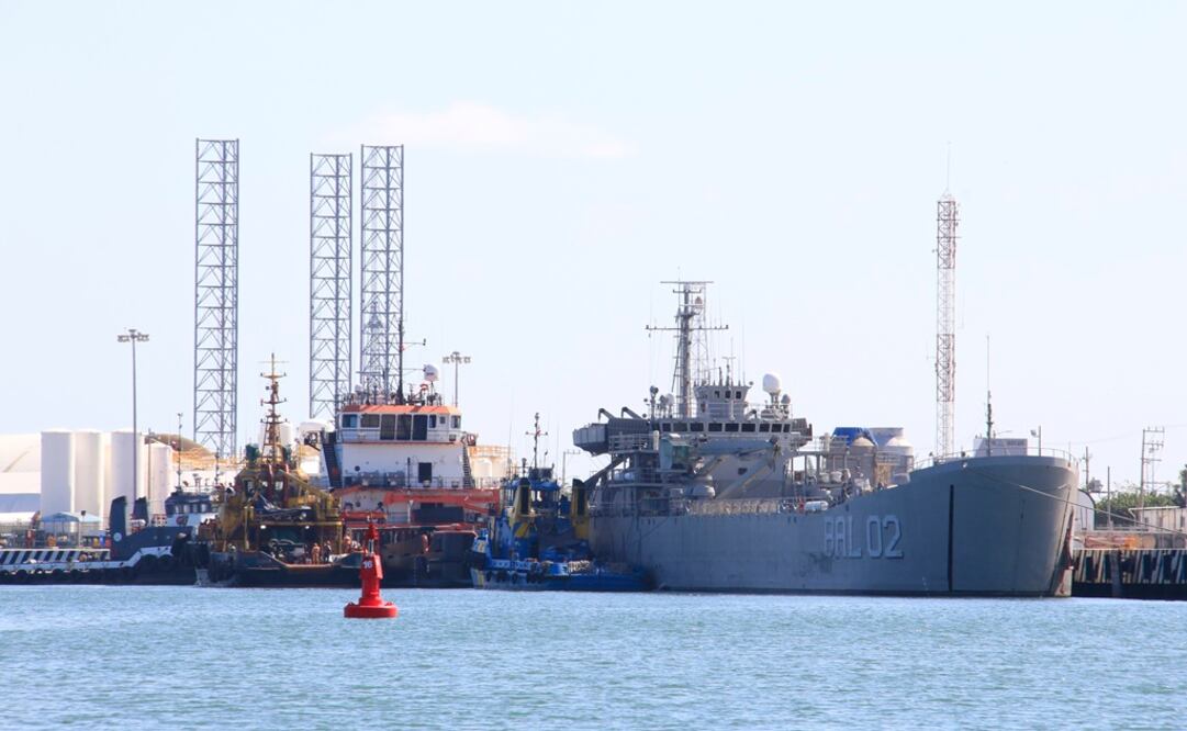 Refinería de Dos Bocas producirá 300 mil barriles diarios de gasolina: AMLO