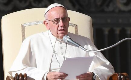 Papa pide a Iglesia de EU "abatir muros y construir puentes"