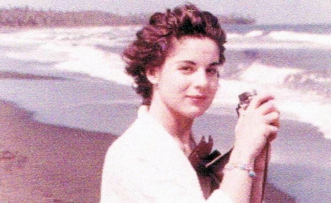 Fotografía cedida por Editorial Planeta el sábado 13 de junio de 2015, que muestra a Marita Lorenz