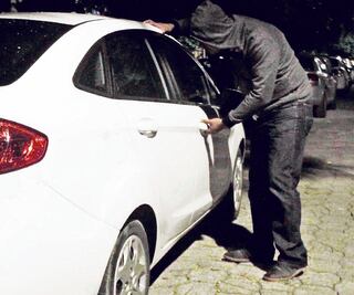 Covid-19 redujo 20% robo de autos en 2020