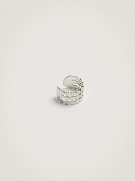 Alerta tendencia: así llevaremos los ear cuffs en verano 