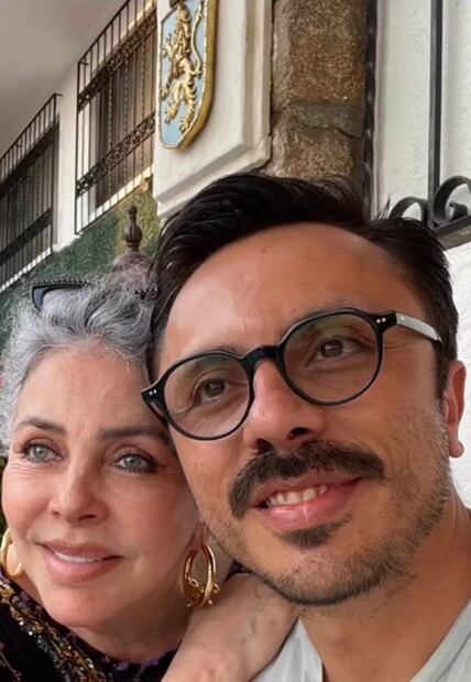 Michel Castro, hijo menor de la actriz, fue quien la llevó al hospital y quien ha estado al pendiente de su recuperación.
Foto: Instagram