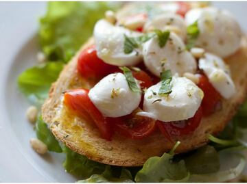 ¿Qué comer cuando te da hambre entre comidas?