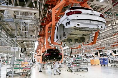 Récords en producción y exportación de autos