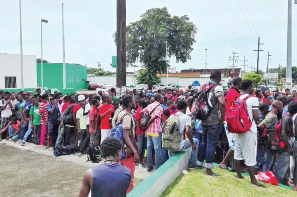 La delegación federal del Instituto Nacional de Migración en el estado de Chiapas ha registrado un ingreso atípico de africanos que se han presentado de manera voluntaria para que se les otorguen oficios de salida (ESPECIAL)