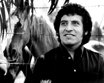 Condenan en Chile a nueve ex militares por el asesinato del cantautor Víctor Jara en 1973
