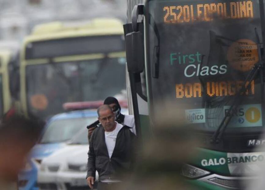 El hombre que secuestró un autobús de Brasil con una pistola de juguete