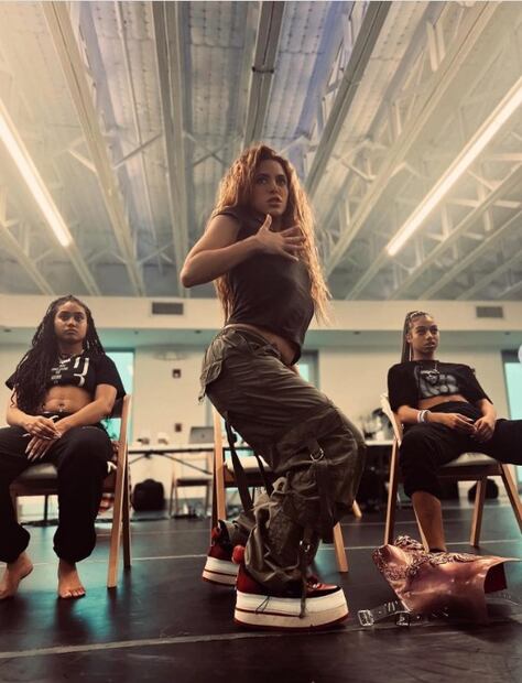 Shakira se alista para ¿gira mundial?