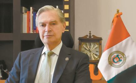 ¿Qué pasa con la toma de la UDLAP por policías? Su rector, Luis Ernesto Derbez, lo cuenta