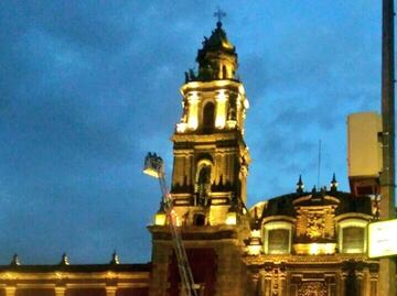 Reportan hombre en cúpula de Iglesia de Santo Domingo