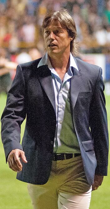 El argentino no encuentra la forma de que Chivas vuelva a ganar (DULCE MERCADO. JAM MEDIA)