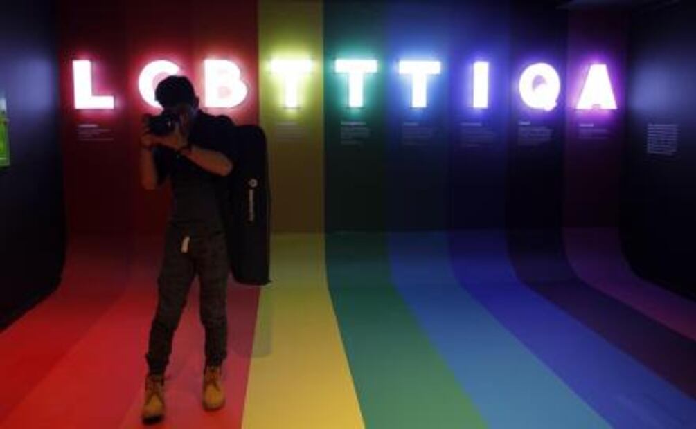 Comunidad LGBTTTI lucha contra prejuicios en el MMyT