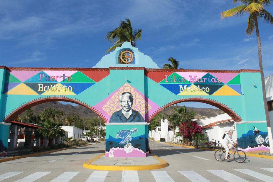 Mural de Nelson Mandela en Puerto Balleto, Islas Marías. Foto: Leonardo Domínguez - El Universal