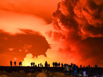 FOTOS: Erupción volcánica en Islandia baja de intensidad; sigue la emergencia