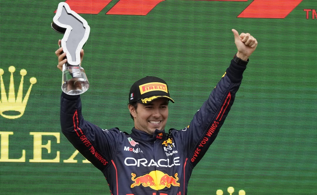 CHECO PÉREZ SUMA 17 PODIOS EN LA FÓRMULA 1 - FOTO: AP