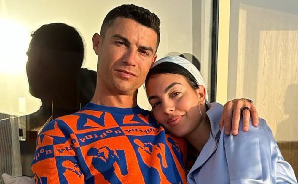 Georgina Rodríguez y Cristiano Ronaldo. Fuente: Instagram @georginagio