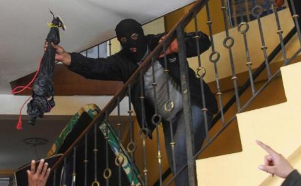 Irrumpen paramilitares en basílica de Nicaragua y agreden a obispos