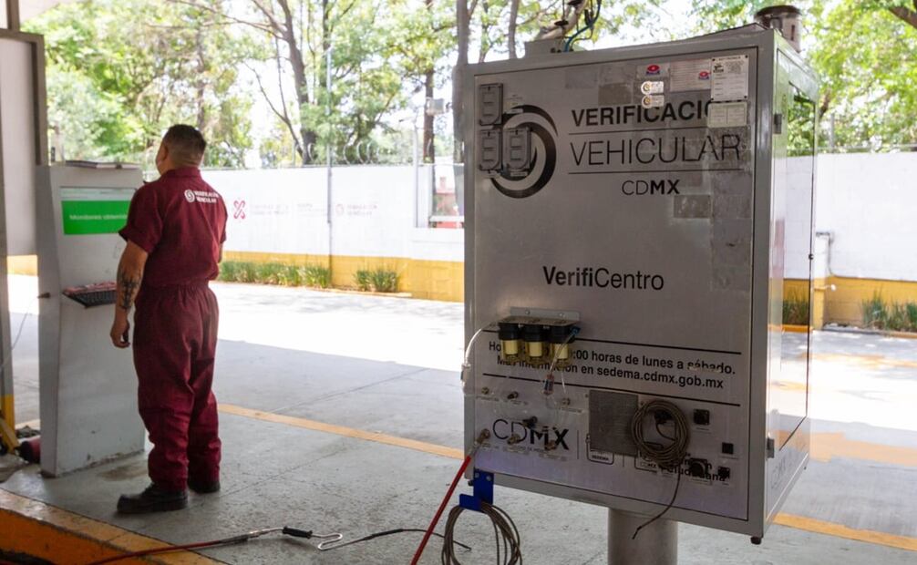 La verificación vehicular se lleva a cabo dos veces al año. Foto: Archivo EL UNIVERSAL