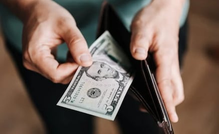 Precio del dólar este miércoles; el tipo de cambio rompe el piso de los 19 pesos hoy 11 de junio