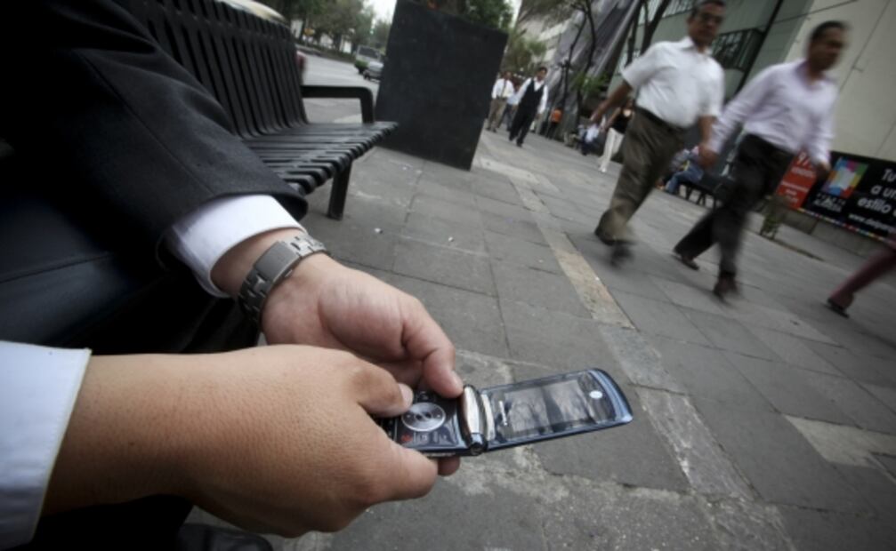 Covid-19. Crean virus virtual que se propaga por Bluetooth en tu móvil