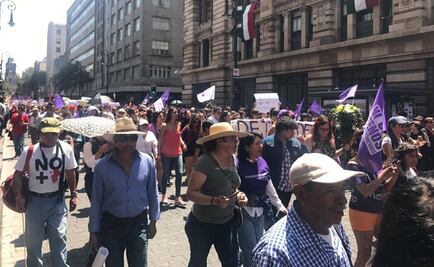 Marchan del Zócalo a la PGR en protesta por asesinato de Mara