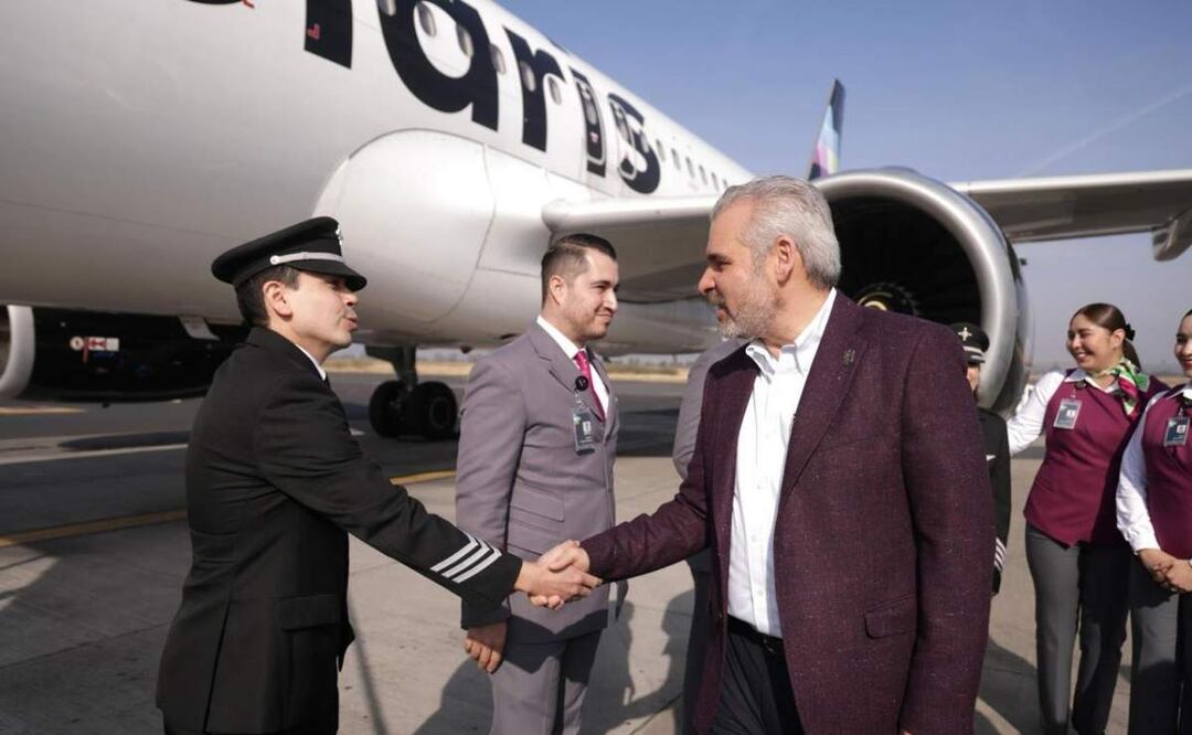 Alfredo Ramírez Bedolla agradeció la confianza de Volaris en Michoacán (14/02/2025). Foto: Especial (14/02/2025). Foto: Especial