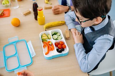 Regreso a Clases 2025: snacks fáciles para incluir en el almuerzo de los niños; esto dice la IA